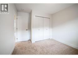 Upstairs bedroom 2 - 