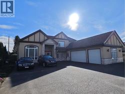 4980 WESTMINSTER HIGHWAY  Richmond, BC V7C 1B8