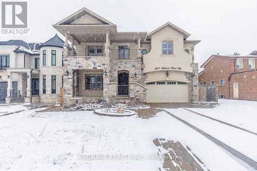 220 WELDRICK ROAD W  Richmond Hill, ON L4C 3V3