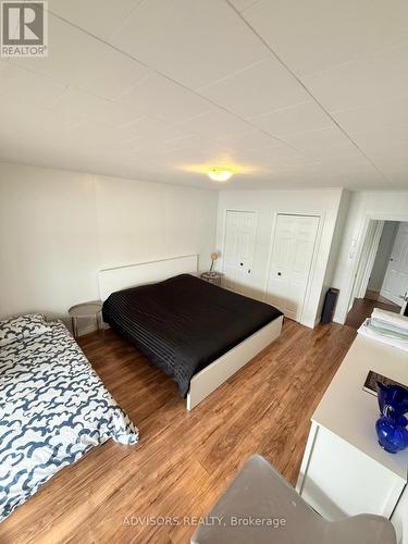 9 Bow Road, Tiny, ON - Indoor Photo Showing Bedroom