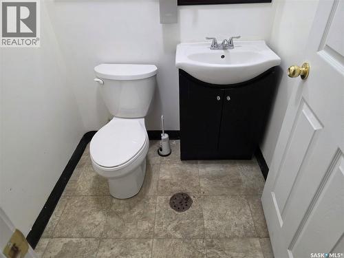 60 1932 St George Avenue, Saskatoon, SK 