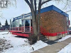 Street 2002 100th STREET  North Battleford, SK S9A 0X5