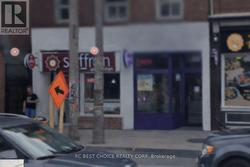 461 QUEEN STREET W Toronto, ON M5V 2A9