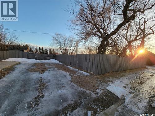 4812 Post Street, Macklin, SK - Outdoor