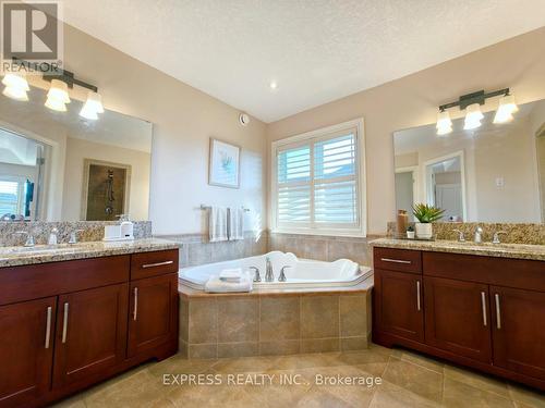 225 Terrace Wood Crescent, Kitchener, ON - Indoor Photo Showing Bathroom