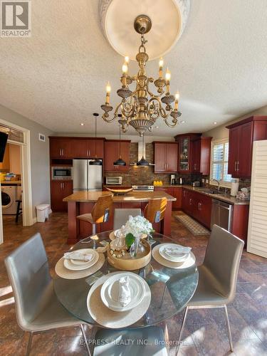 225 Terrace Wood Crescent, Kitchener, ON - Indoor Photo Showing Dining Room