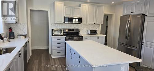 Main Kitchen - 3195 Riverside Drive, Ottawa, ON - Indoor Photo Showing Kitchen