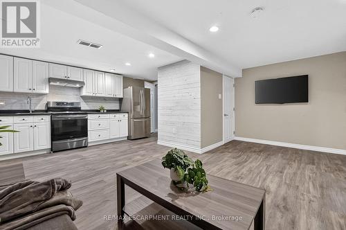 Basement Apartment - Open Concept Liv/Kitch - 287 Main Street E, Grimsby, ON - Indoor Photo Showing Kitchen