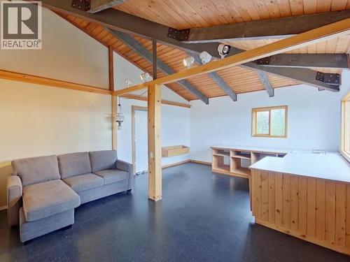 2005 Ralph Road, Powell River, BC - Indoor