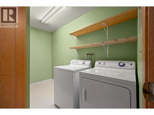 Laundry room - 1045 Sutherland Avenue Unit# 306, Kelowna, BC - Indoor Photo Showing Laundry Room