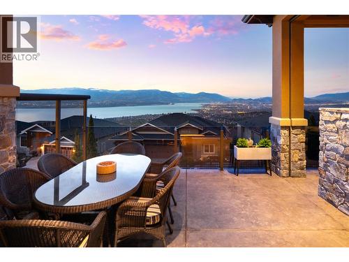 954 Hewetson Avenue, Kelowna, BC - Outdoor