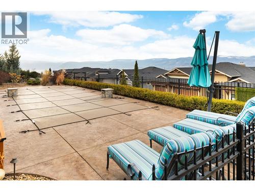 954 Hewetson Avenue, Kelowna, BC - Outdoor