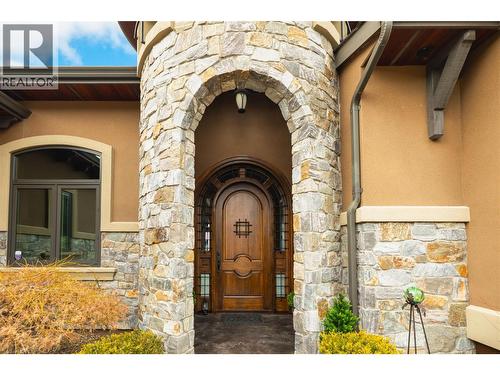 954 Hewetson Avenue, Kelowna, BC - Outdoor