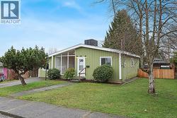660 16th St  Courtenay, BC V3J 1A7
