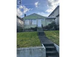 4386 OXFORD STREET  Burnaby, BC V5C 1E4