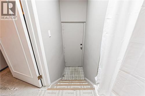 2220 Upper Middle Road Unit# 4, Burlington, ON - Indoor Photo Showing Other Room