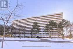 303 - 1 ROYAL ORCHARD BOULEVARD  Markham, ON L3T 3C2