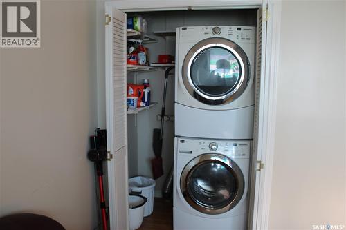 Farstad Acreage, Coalfields Rm No. 4, SK - Indoor Photo Showing Laundry Room