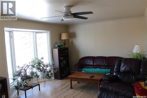 Farstad Acreage, Coalfields Rm No. 4, SK - Indoor Photo Showing Living Room