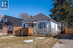 230 LANCASTER Street W  Kitchener, ON N2H 4V1
