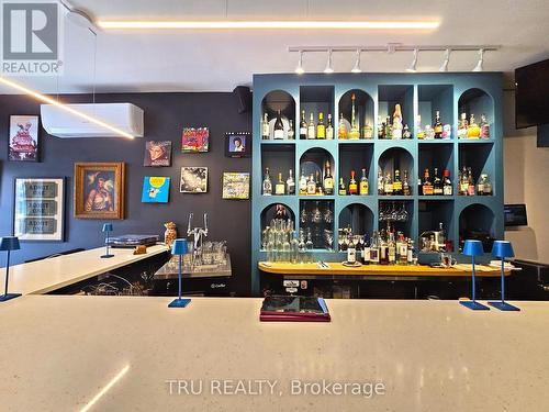 826 Somerset Street W, Ottawa, ON 