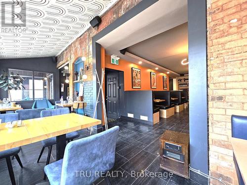 826 Somerset Street W, Ottawa, ON 