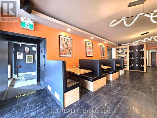 826 Somerset Street W, Ottawa, ON 