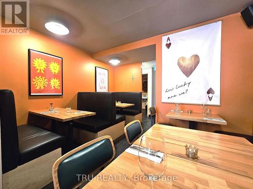 826 Somerset Street W, Ottawa, ON 