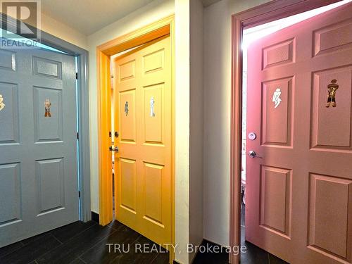 826 Somerset Street W, Ottawa, ON 