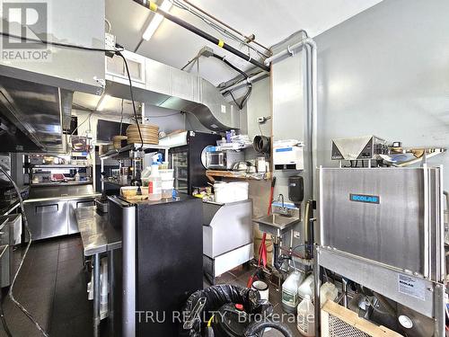 826 Somerset Street W, Ottawa, ON 