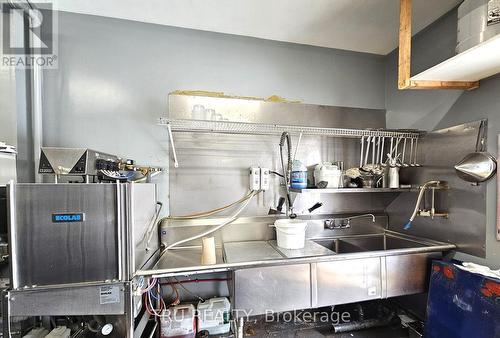 826 Somerset Street W, Ottawa, ON 