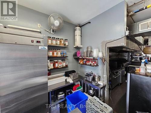 826 Somerset Street W, Ottawa, ON 