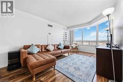 1 GREYSTONE WALK Drive Unit# 884  Toronto, ON M1K 5J3