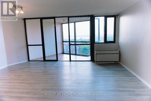 1516 - 2871 Richmond Road, Ottawa, ON - Indoor Photo Showing Other Room