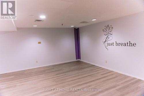 1516 - 2871 Richmond Road, Ottawa, ON - Indoor Photo Showing Other Room