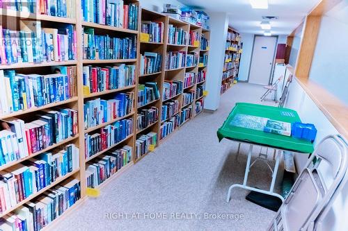 1516 - 2871 Richmond Road, Ottawa, ON - Indoor