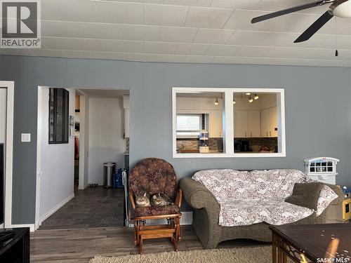 312 5Th Street W, Wynyard, SK - Indoor