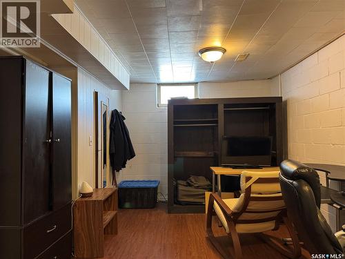 312 5Th Street W, Wynyard, SK - Indoor