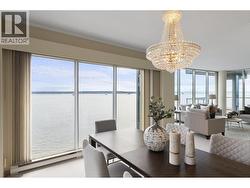 1401 2120 ARGYLE AVENUE  West Vancouver, BC V7V 1A4