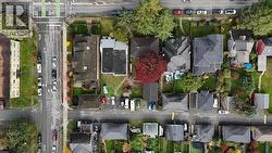 313 E 13TH STREET  North Vancouver, BC V7L 2L8