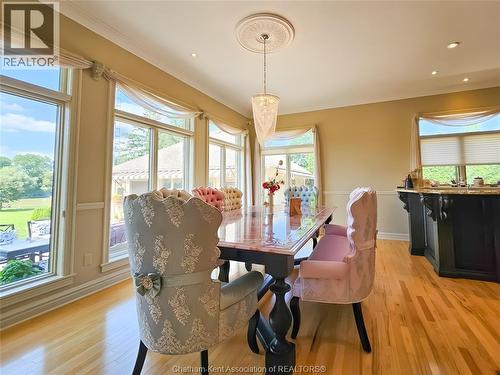 7635 Riverview Line, Chatham, ON - Indoor Photo Showing Dining Room