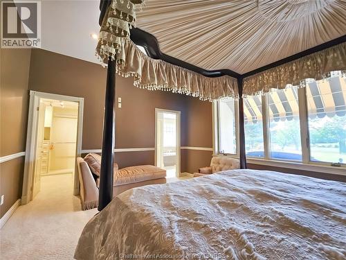 7635 Riverview Line, Chatham, ON - Indoor Photo Showing Bedroom