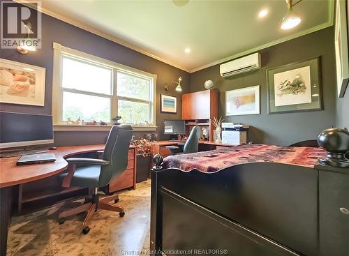 7635 Riverview Line, Chatham, ON - Indoor