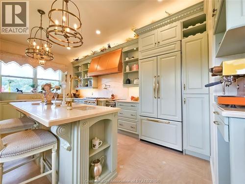 7635 Riverview Line, Chatham, ON - Indoor Photo Showing Kitchen