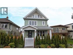 1 2528 TURNER STREET  Vancouver, BC V5K 2E8