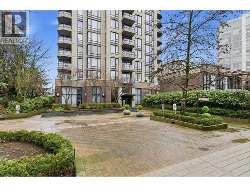 1102 151 W 2ND STREET  North Vancouver, BC V7M 3P1