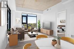 807 - 1360 CARLING AVENUE  Ottawa, ON K1Z 7L5