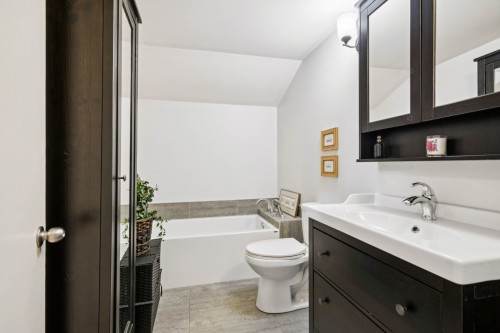 Salle de bains - 200 Rue Hervé S., Saint-Amable, QC - Indoor Photo Showing Bathroom
