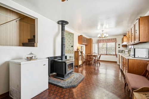 Cuisine - 200 Rue Hervé S., Saint-Amable, QC - Indoor