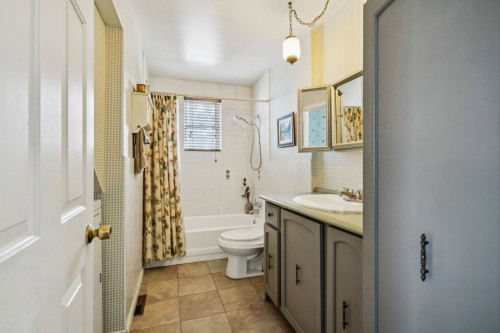 Salle de bains - 200 Rue Hervé S., Saint-Amable, QC - Indoor Photo Showing Bathroom